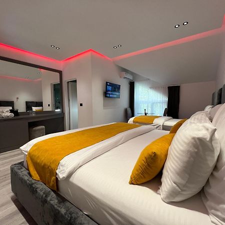 Breezy Hotel Valbone Exterior foto