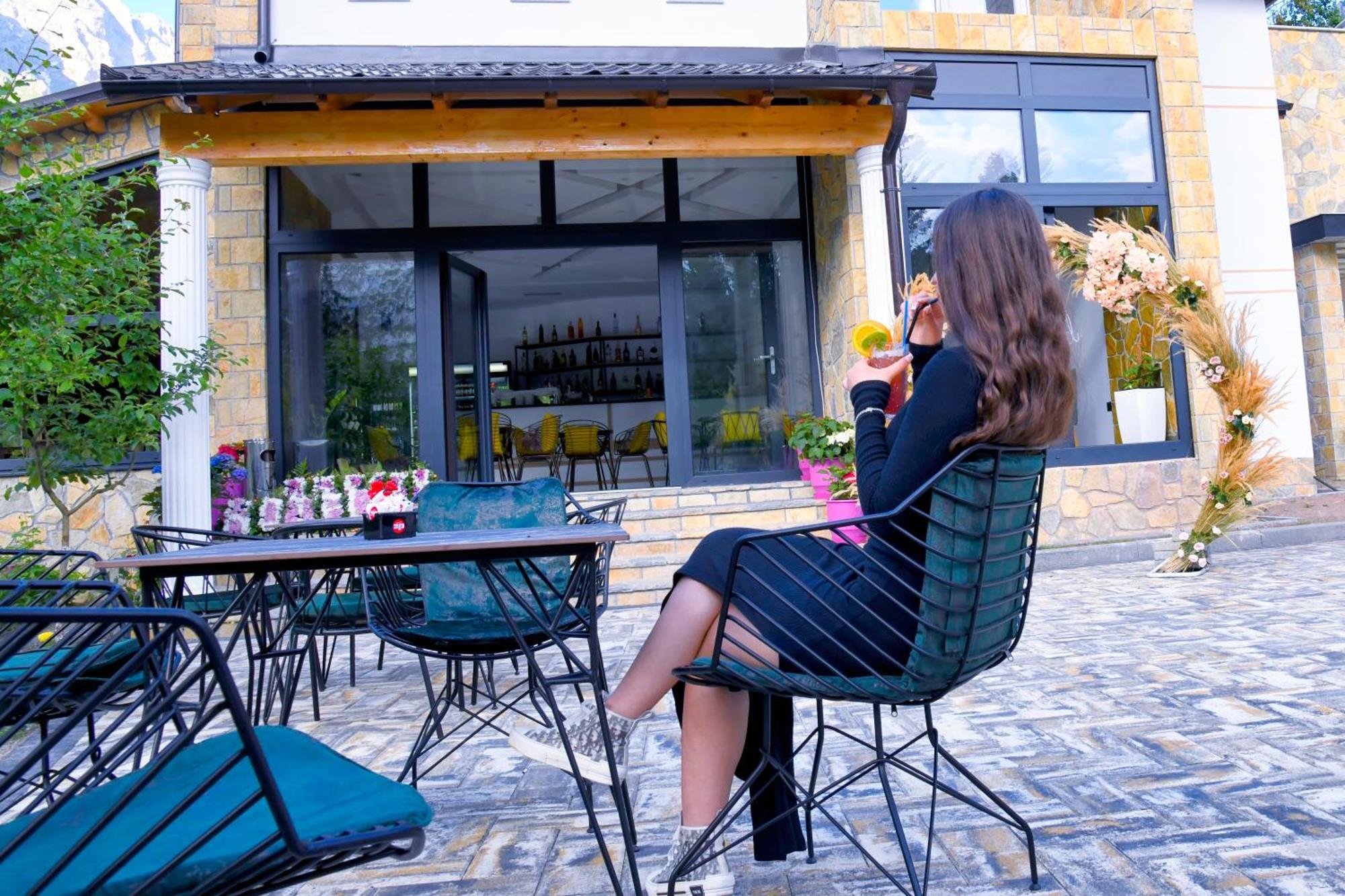 Breezy Hotel Valbone Exterior foto